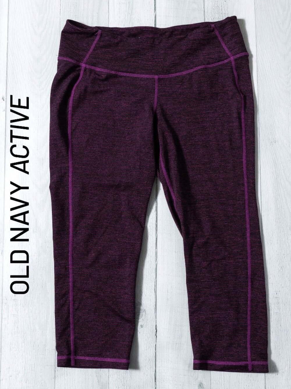 Old Navy Active Pants.- Women Large Cropped Leggings